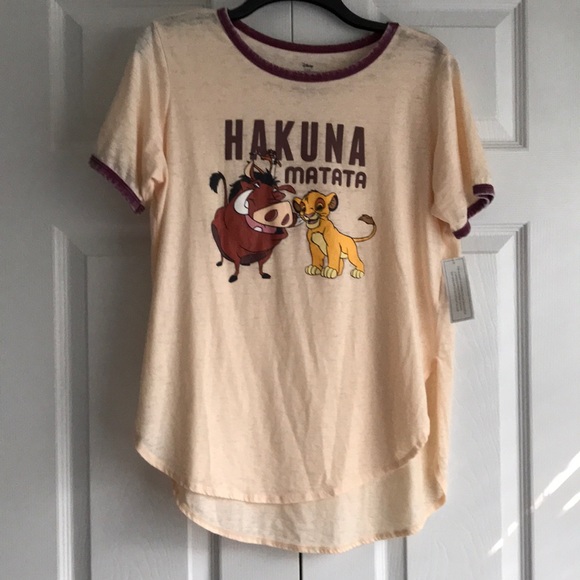 Disney Tops - NWT Women’s Disney Lion King T-Shirt